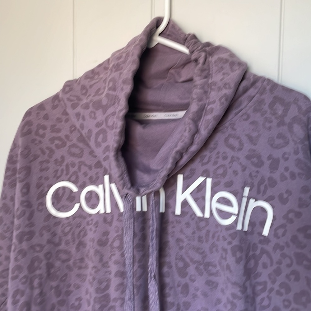 Calvin Klein pullover - Picture 2 of 4